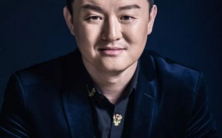 演员靳东身世显赫，演员靳东身世显赫吗